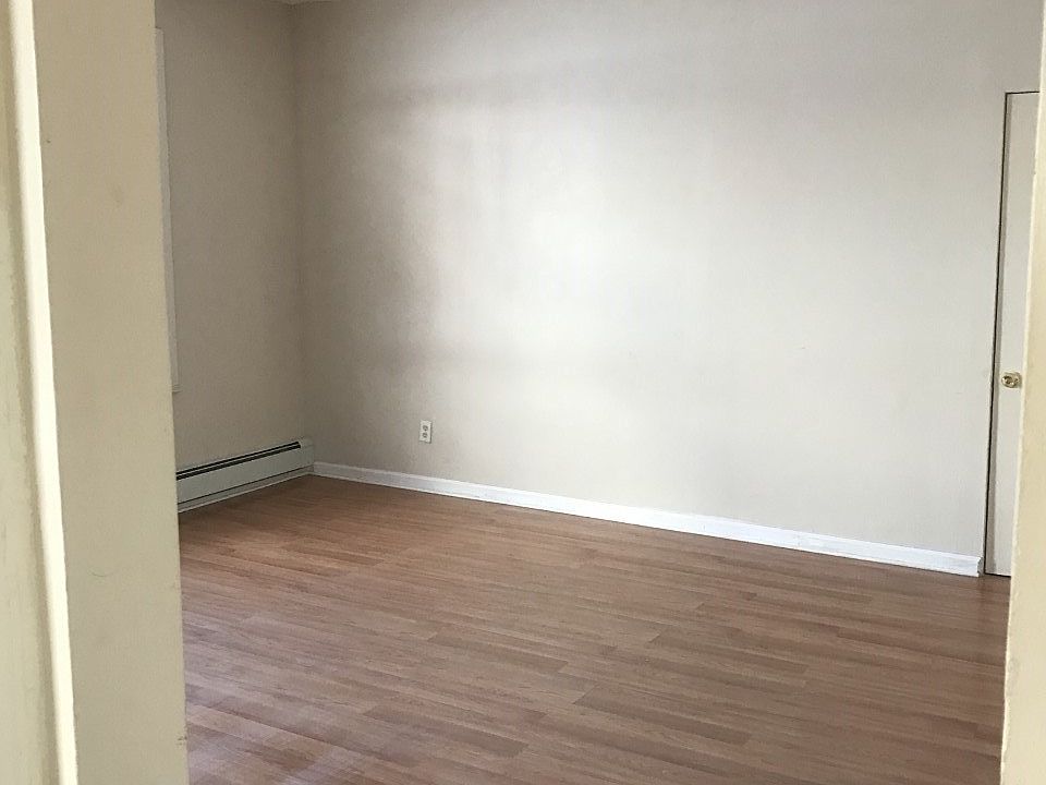 2nd image of 8 Center St APT 1