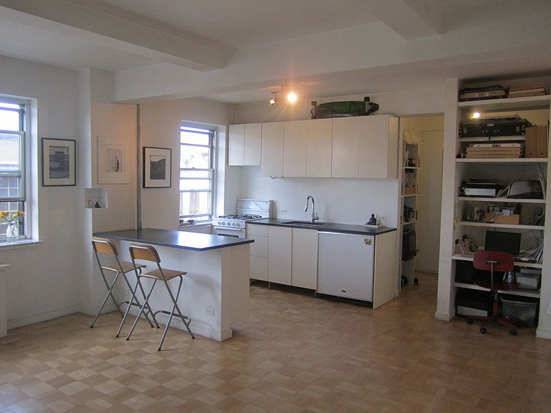 1st image of 550 I Grand St APT J7d