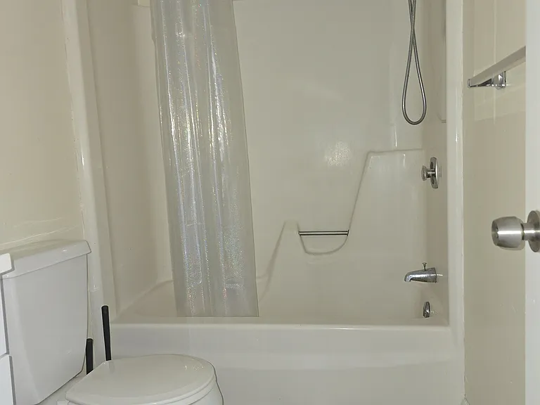 103 N Winooski Ave #9 — Photo 9