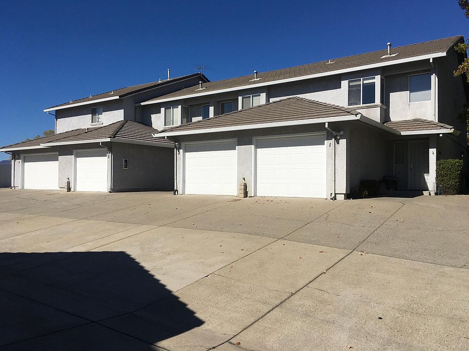 1st image of 1124 Burton Dr #4