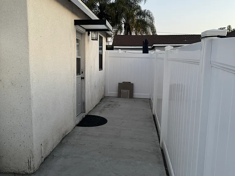 11500 Oklahoma Ave #A — Photo 7