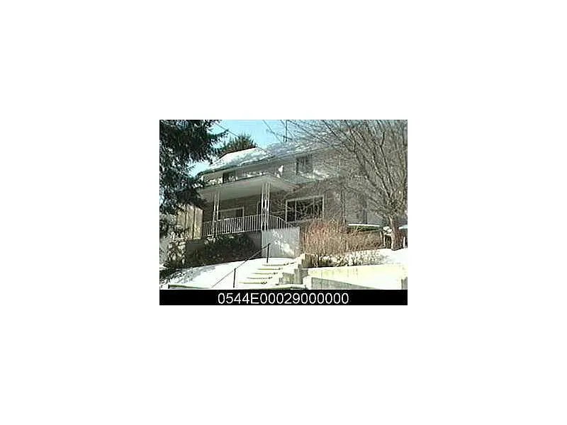 1907 Lynn Ave photo 1