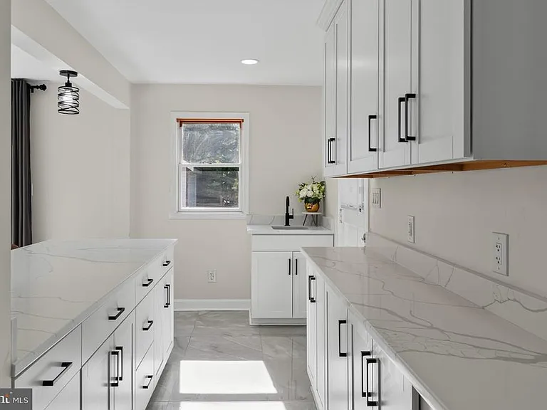 6206 Hillview Ave — Photo 19