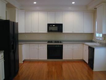 great kichen with hardwoods