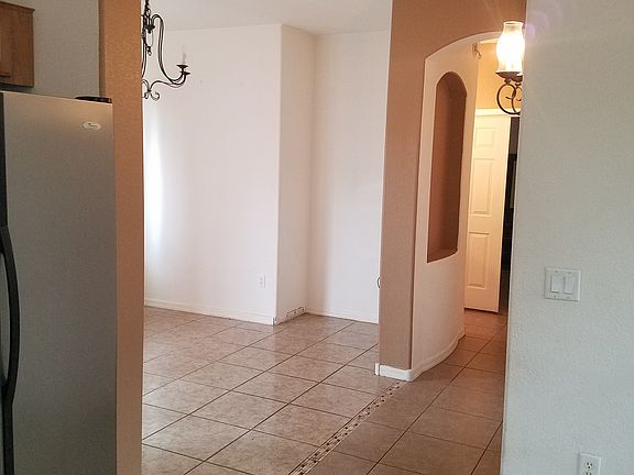 3rd image of 149 E Camino Del Abeto
