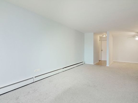4th image of 415 Wesley Ave APT 46