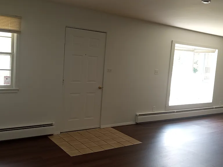 120 S Hillsdale Dr — Photo 10