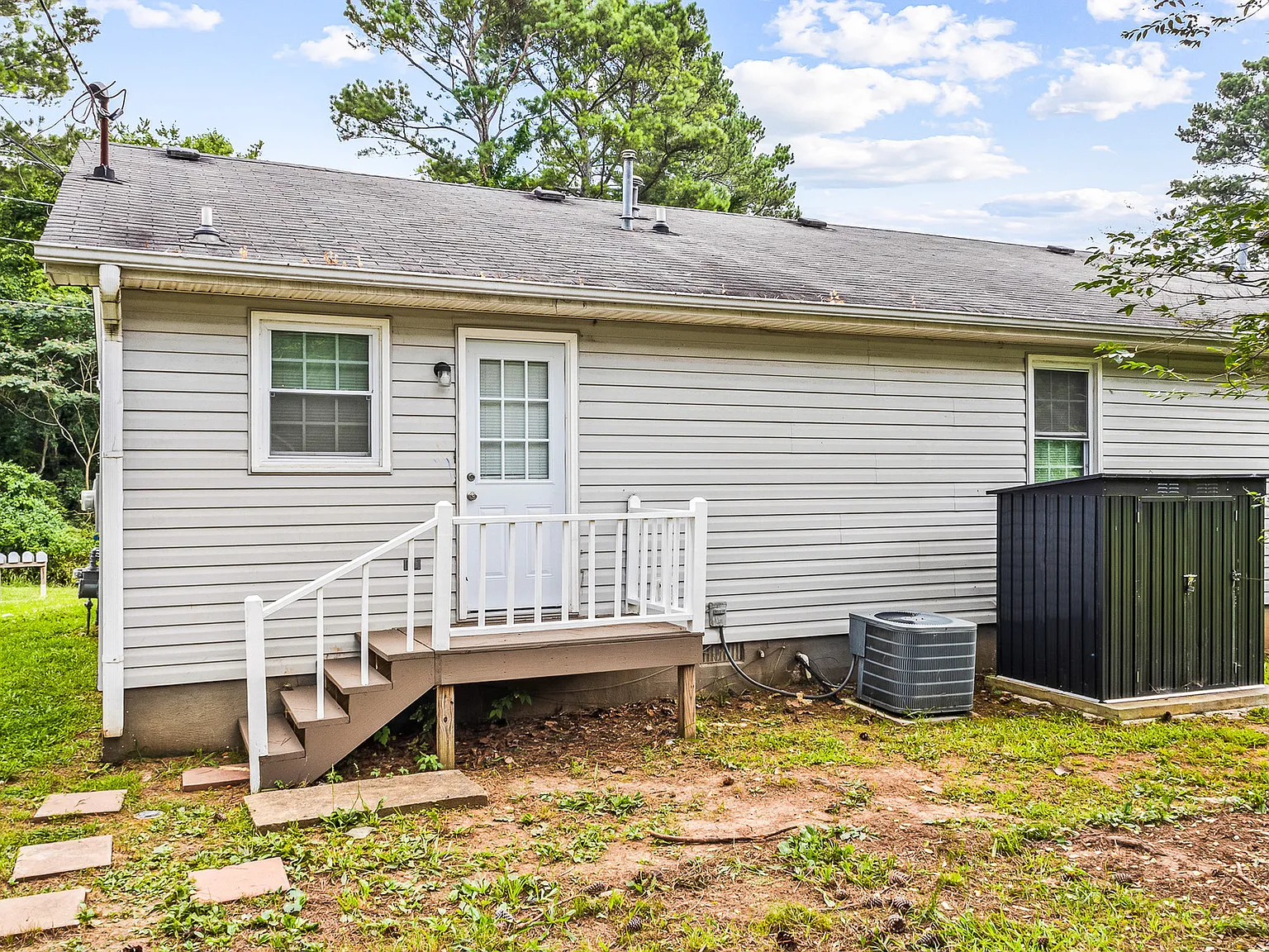 2 bed, 980 sqft, $1,300 — Photo 3