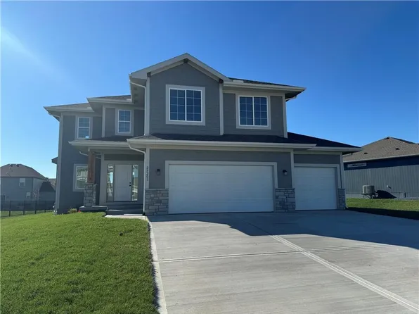 25201 W 148th Pl, Olathe, KS 66061