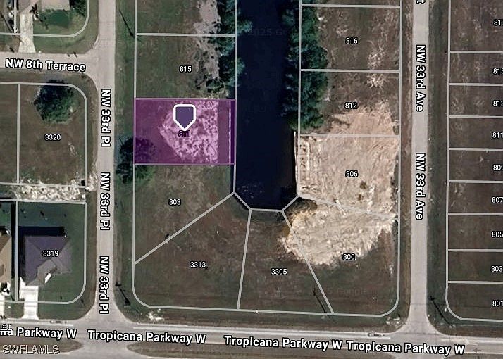 1st image of 811 NW 33rd Pl