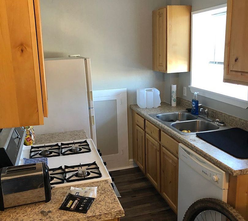 2nd image of 83 N 100 W Unit 14
