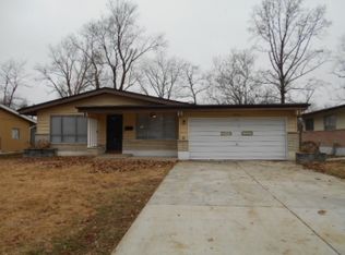 10201 Pannell Dr, Saint Louis, MO 63136