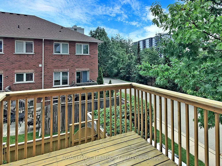 1130 Cawthra Rd #46 — Photo 21