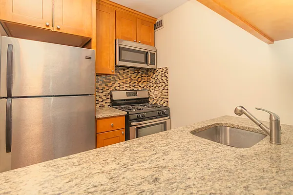 Rented by Keller Williams NYC | media 2