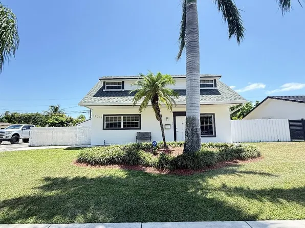 18211 SW 95th Ct, Palmetto Bay, FL 33157