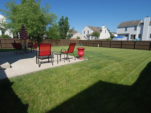 4th image of 1202 Tarragon Dr