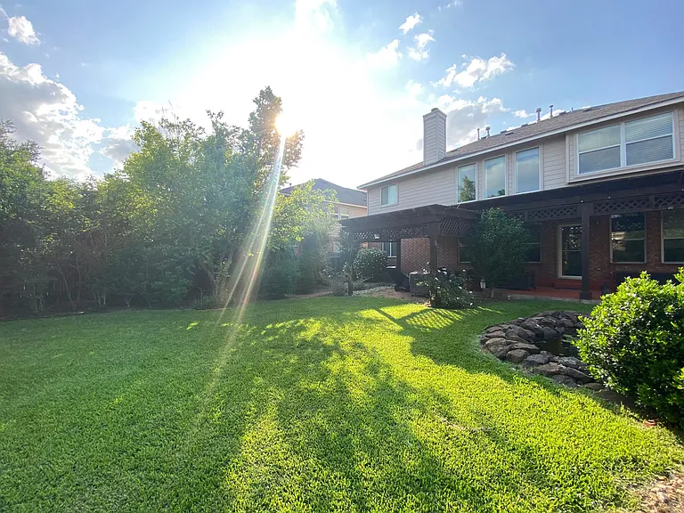 9812 Morgan Creek Dr — Photo 24