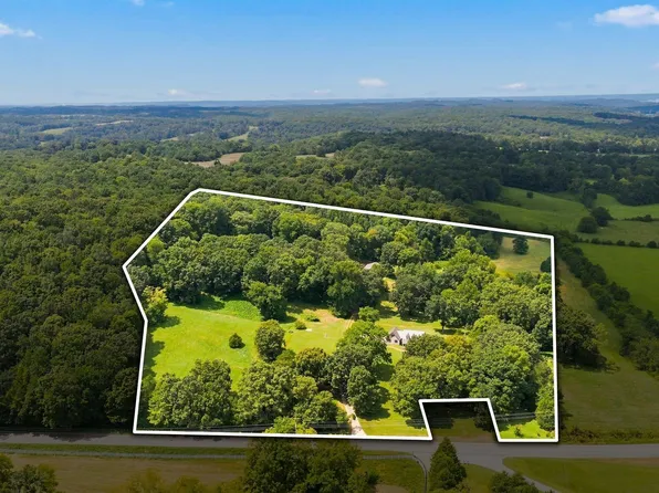3065 Clydeton Rd, Waverly, TN 37185