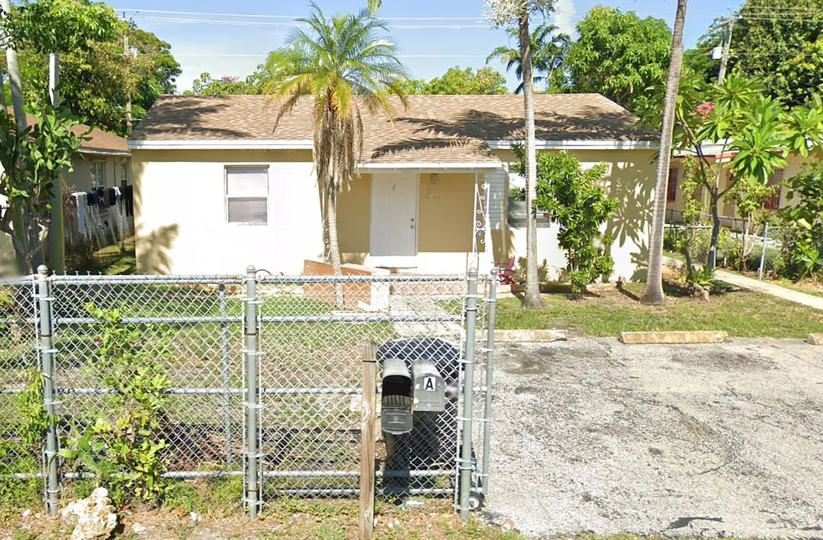 Building Photo - 1533 NW 1st Ave