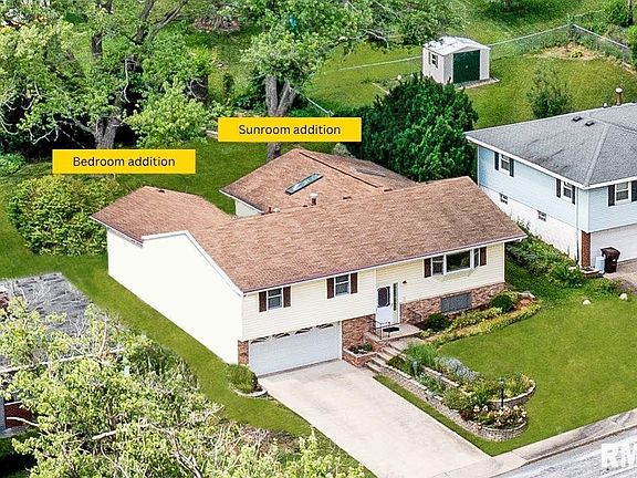 2nd image of 1729 W Willow Wood Dr