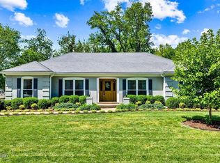 8205 Pipilo Pl, Louisville, KY 40242