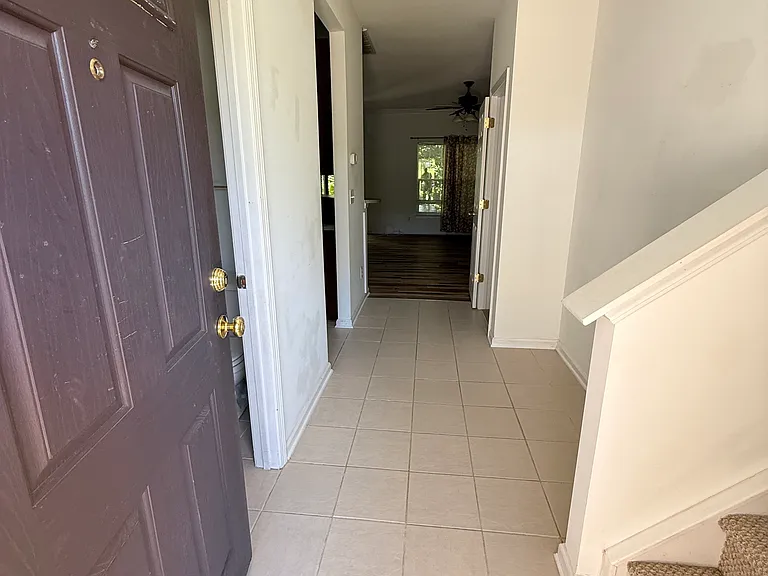 8742 Appledale Dr — Photo 5