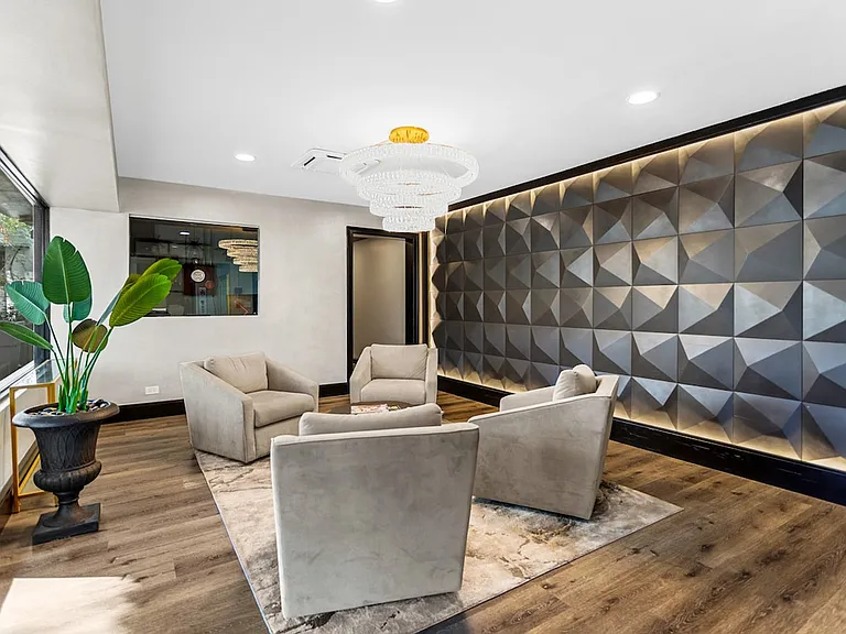 Building's Lounge