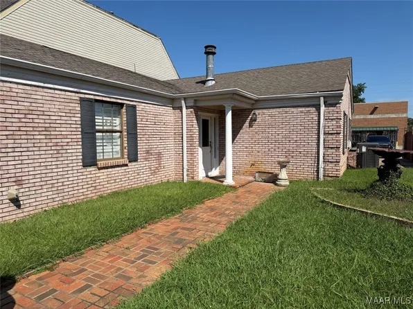 2915 Canterbury Ct, Montgomery, AL 36111
