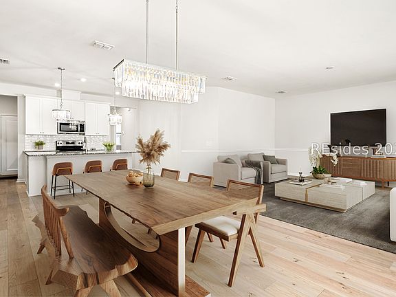 5th image of 12 Hartwell Rd