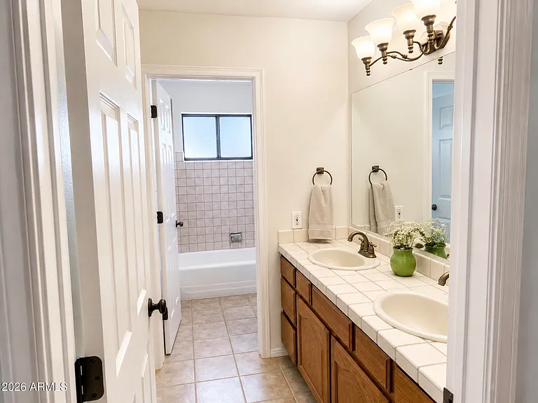 7026 E Sunnyside Dr — Photo 15