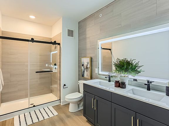 Bathroom | Ara Townhomes & Flats