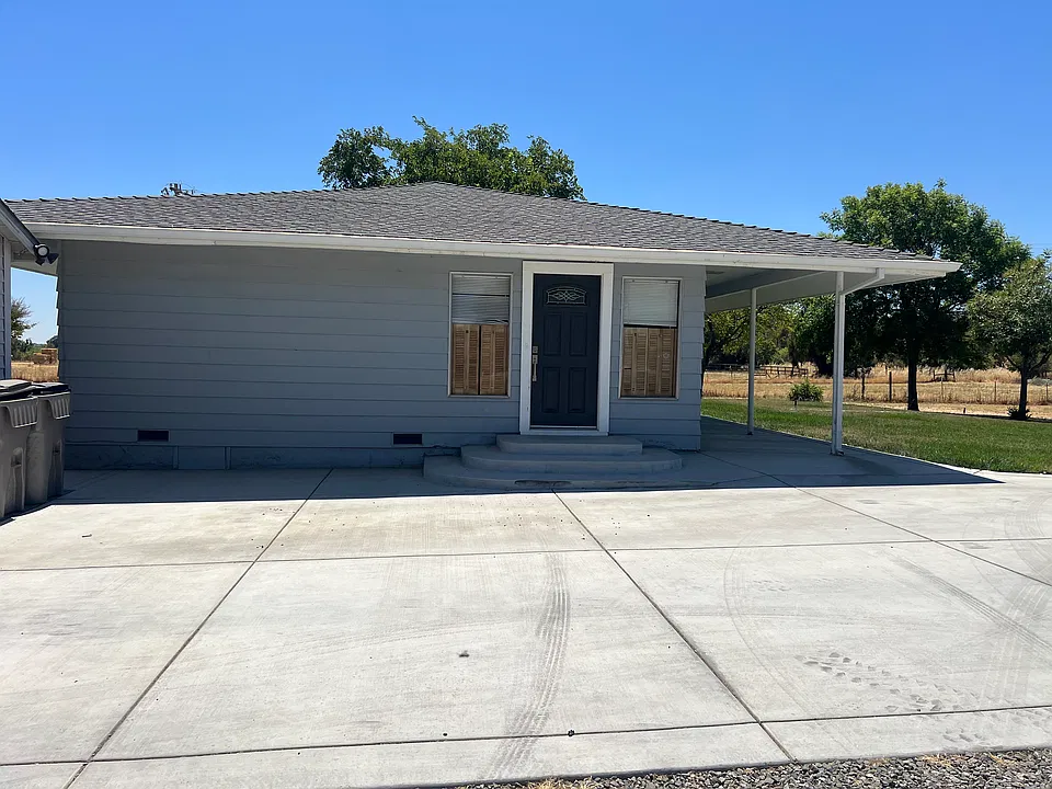 17287 County Road 85B