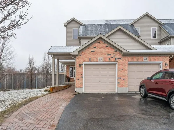 39 Brookfield Cres, Kitchener, ON N2E 0A6