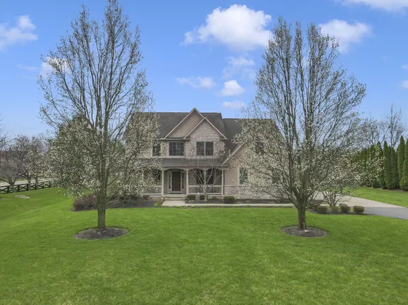 6068 Streamside Dr, Galena, OH 43021