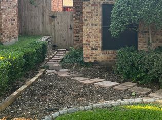 3907 Evergreen St, Irving, TX 75061