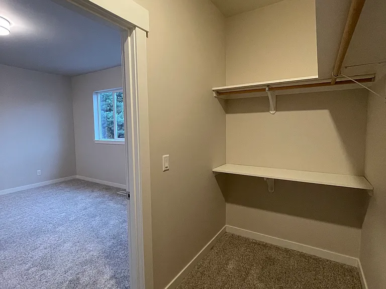 1030 Finch Ln #H — Photo 24