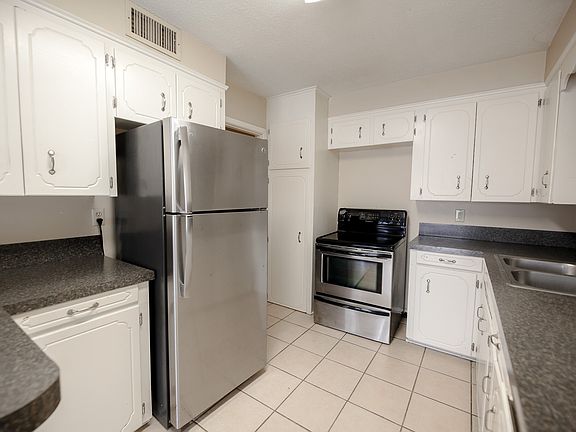 4th image of 508 Dixie Dr