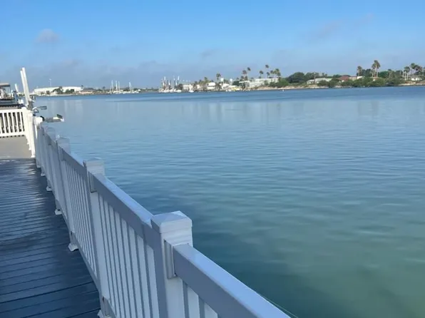 156 E Bonnet Cir, Port Isabel, TX 78578