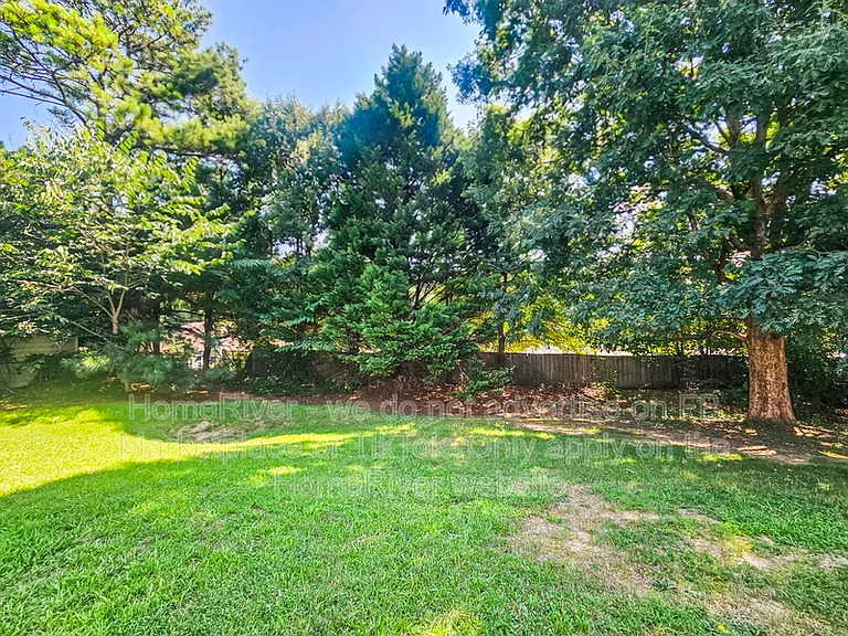 768 Wilkes Dr — Photo 21