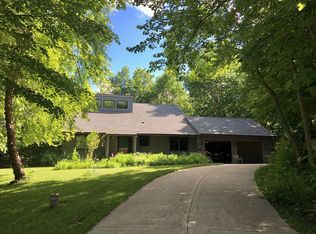 21005 Victory Ln, Taylors Falls, MN 55084