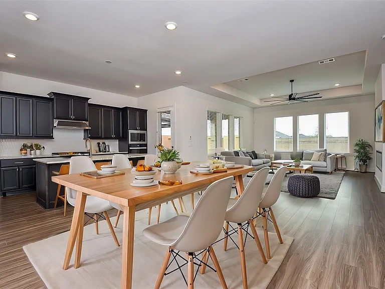7622 Ridgeside Dr — Photo 4