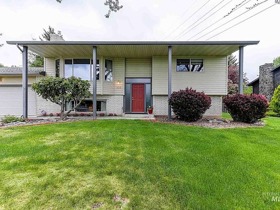 4th image of 838 Indian Hills Dr