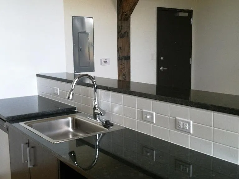 River Lofts North — Photo 31