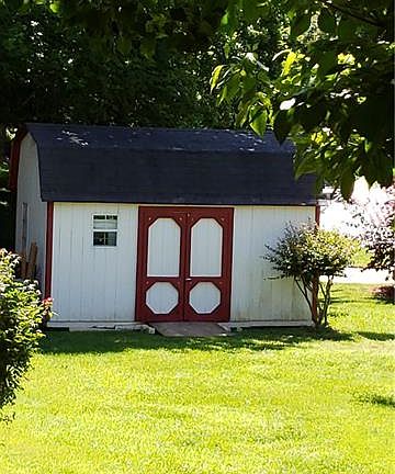 3rd image of 147 Winghaven Ct