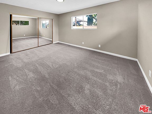 3rd image of 650 E Elsmere Dr