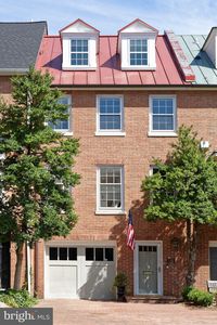 103 Franklin St, Alexandria, VA, 22314