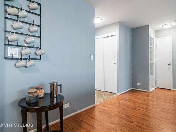5th image of 3550 N Lake Shore Dr APT 824