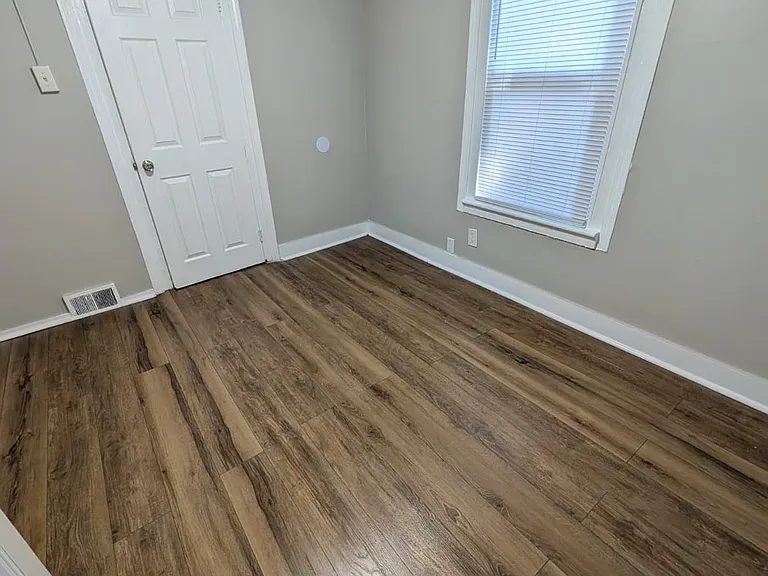 32 Bright St #1 — Photo 3