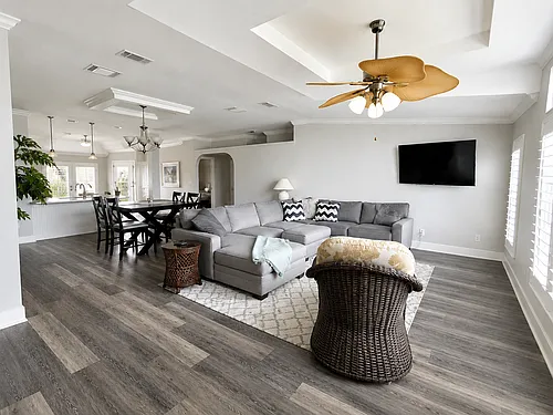 11390 Bayside Blvd Photo 1