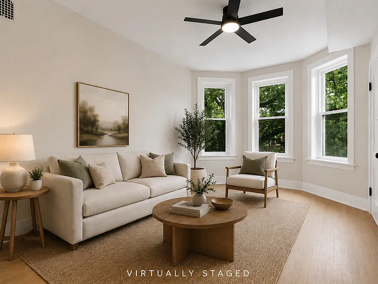 1079 N Paulina St #3 — Photo 3
